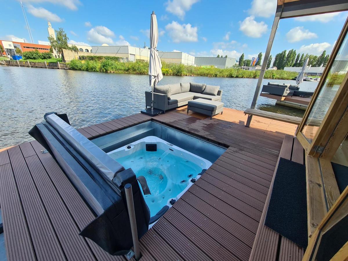 Villa Wikkelboats @ Tramkade Den Bosch à Orthen Extérieur photo