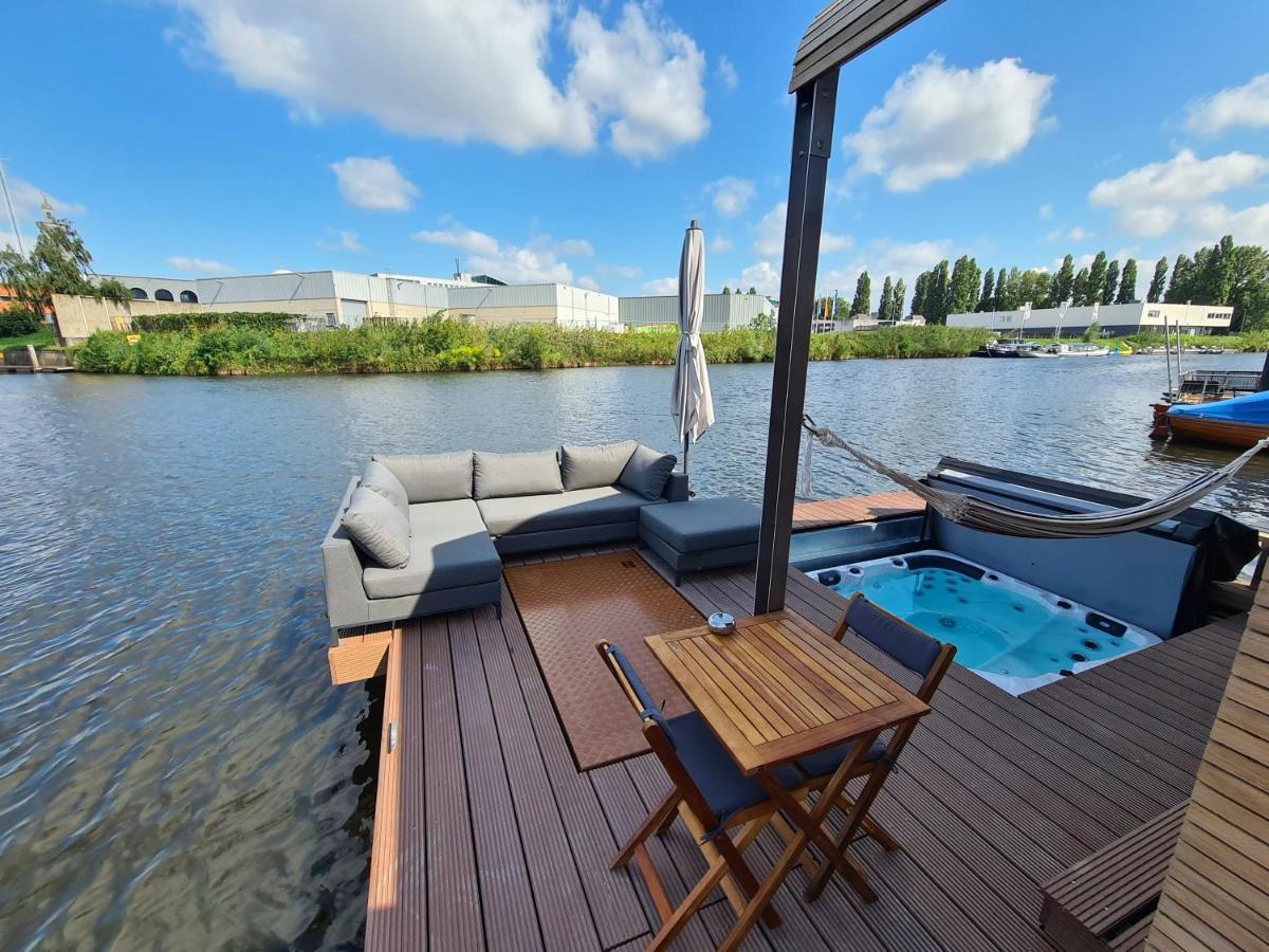 Villa Wikkelboats @ Tramkade Den Bosch à Orthen Extérieur photo